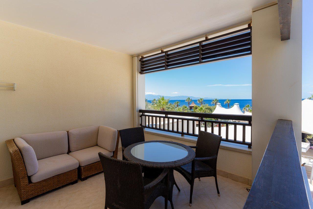 Latanya Park Resort Yaliciftlik Exteriör bild